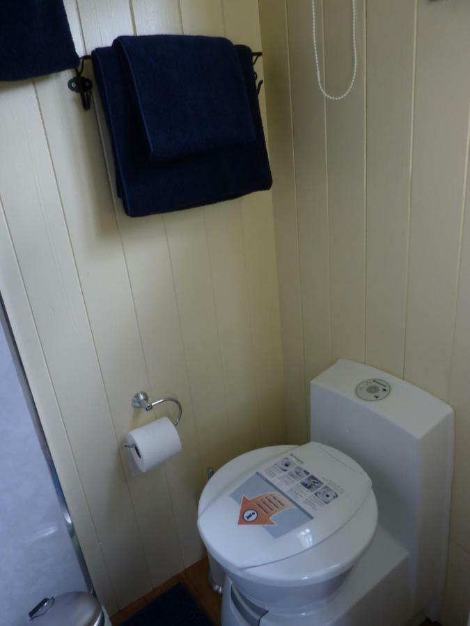 The Buteland Stop Rosie Off Grid Shepherds Hut เบลลิงแฮม ภายนอก รูปภาพ
